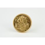 A GOLD HALF SOVEREIGN 1982