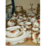 ROYAL ALBERT 'OLD COUNTRY ROSES' TEA/DINNERWARES, to include tureen, two tier cake stand, small