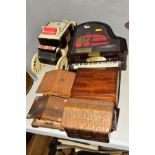 SIX VARIOUS NOVELTY MUSICAL BOXES, to include 'London to York' stage coach, a piano, two chalets,