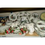 PORTMEIRION 'THE HOLLY & THE IVY' DINNERWARES, to include soup/punch bowl, cover and ladle, large