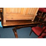 AN EARLY 20TH CENTURY OAK REFECTORY TABLE, (s.d.)