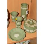 FIVE PIECES WEDGWOOD GREEN JASPERWARES