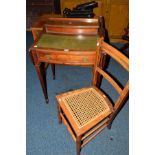 AN EDWARDIAN MAHOGANY LADIES DESK, with double drop ends, green tooled leather inlay top and