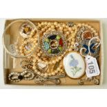 A SMALL SELECTION OF COSTUME JEWELLERY, to include a hinged silver bangle, with silver hallmark, a
