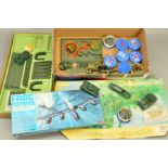 A BOXED AIRFIX HO-OO SCALE PONTOON BRIDGE ASSAULT SET, No.1765-598, appears complete (except for