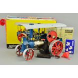 A BOXED WILESCO 'OLD SMOKY' LIVE STEAM TRACTION ENGINE, No.D40, not tested, appears complete, with