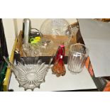 A BOX AND LOOSE GLASS WARES AND SUNDRY ITEMS, to include a Murano lamp base, studio glass bowl and