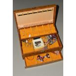 A JEWELLERY BOX OF COSTUME JEWELLERY, to include a 9ct metal core hinged bangle, a silver ingot