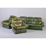 A 1970'S FUTURISTIC ITALIAN STYLE GREEN LEATHER THREE PIECE LOUNGE SUITE, of an open egg shaped