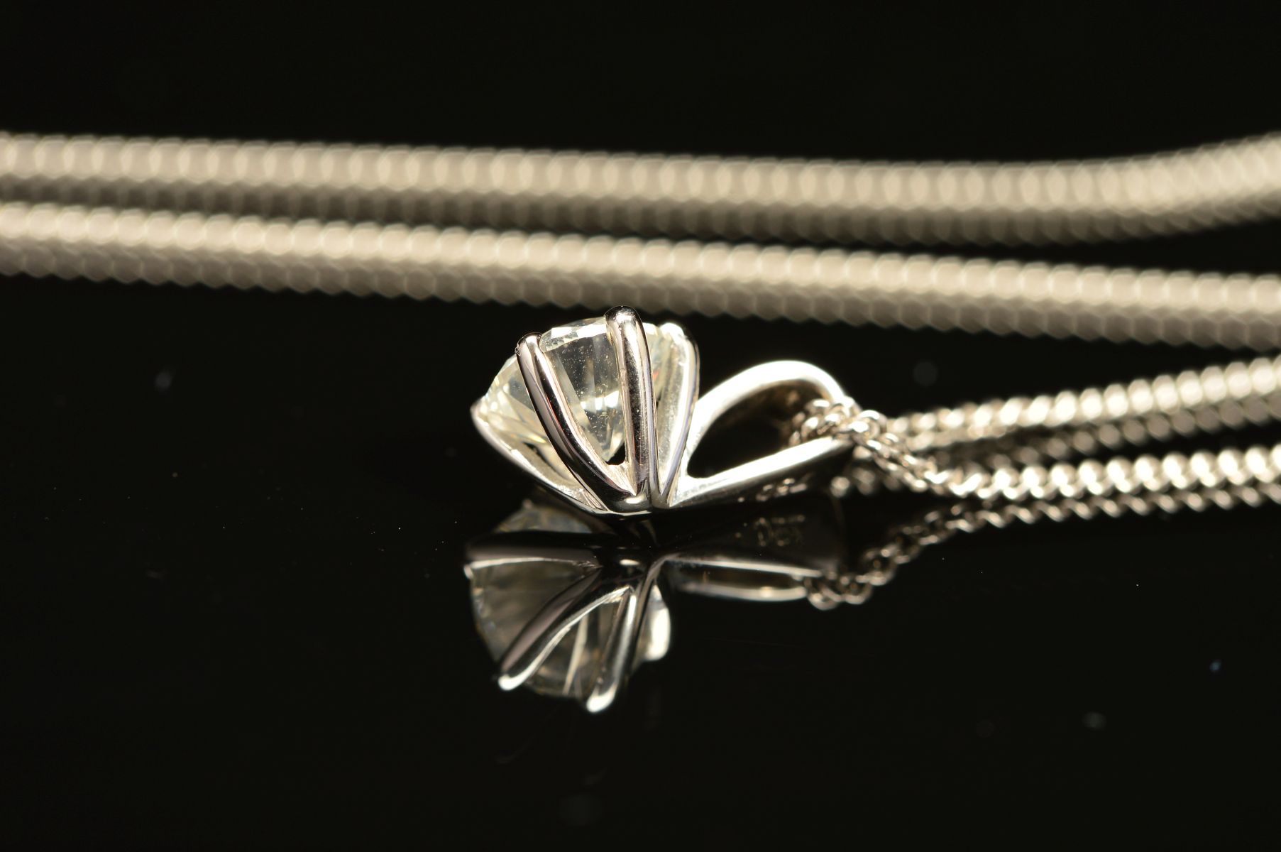 A MODERN SINGLE STONE DIAMOND PENDANT, a modern round brilliant cut diamond, together with an HRD - Image 5 of 5