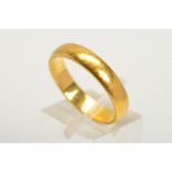 A MODERN 22CT GOLD WEDDING BAND, D shaped cross section measuring approximately 4.5mm in width,