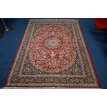 A LATE 20TH CENTURY SILK AFSHAR STYLE RED AND BLUE GROUND RUG, 274cm x 200cm