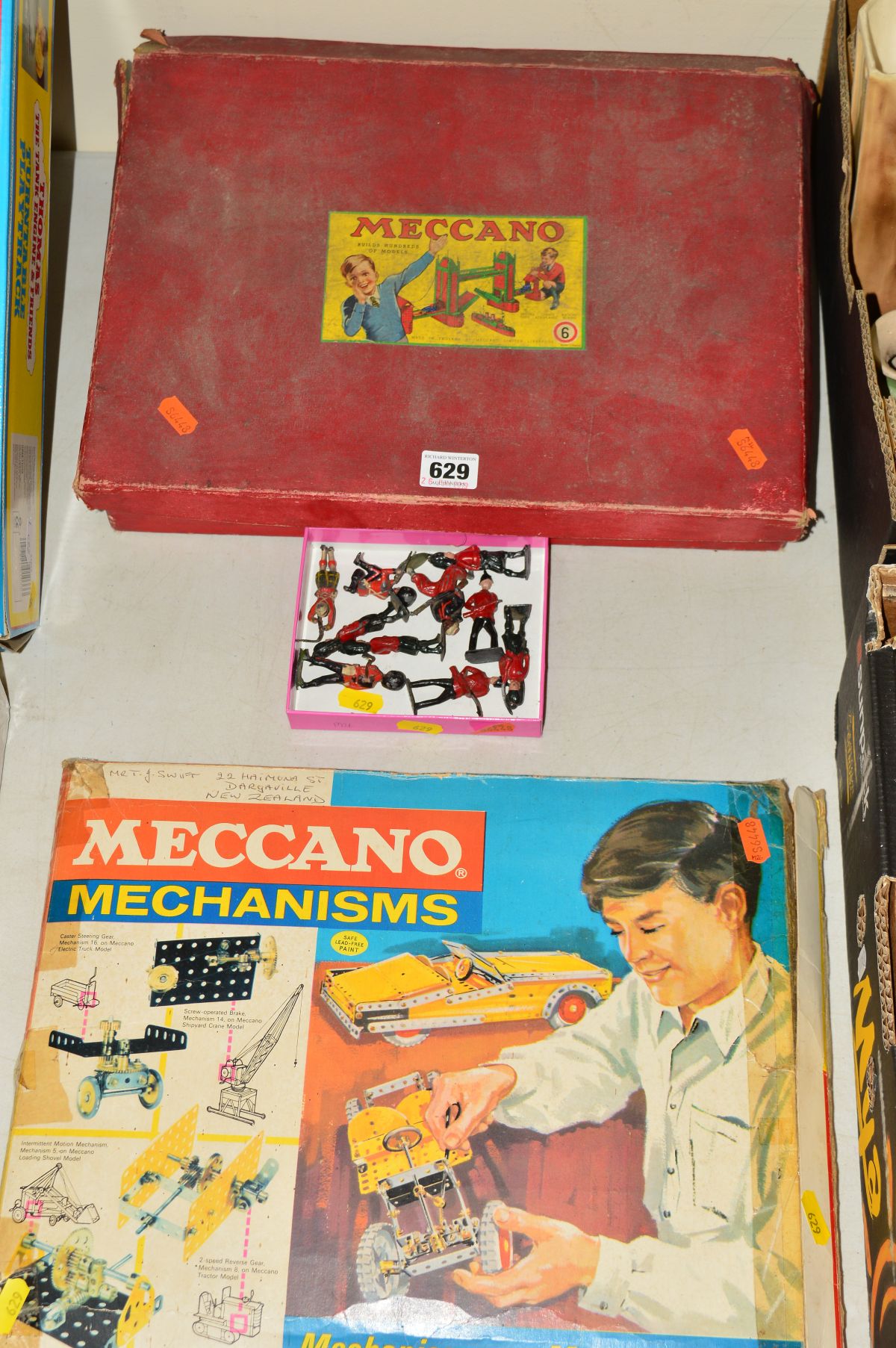 A BOXED MECCANO SET, No.6, c.1950's, red and green era, contents not checked, contains Ball