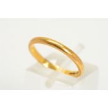 A 22CT GOLD WEDDING BAND, ring size M1/2, hallmarked 22ct gold, Birmingham, approximate gross weight