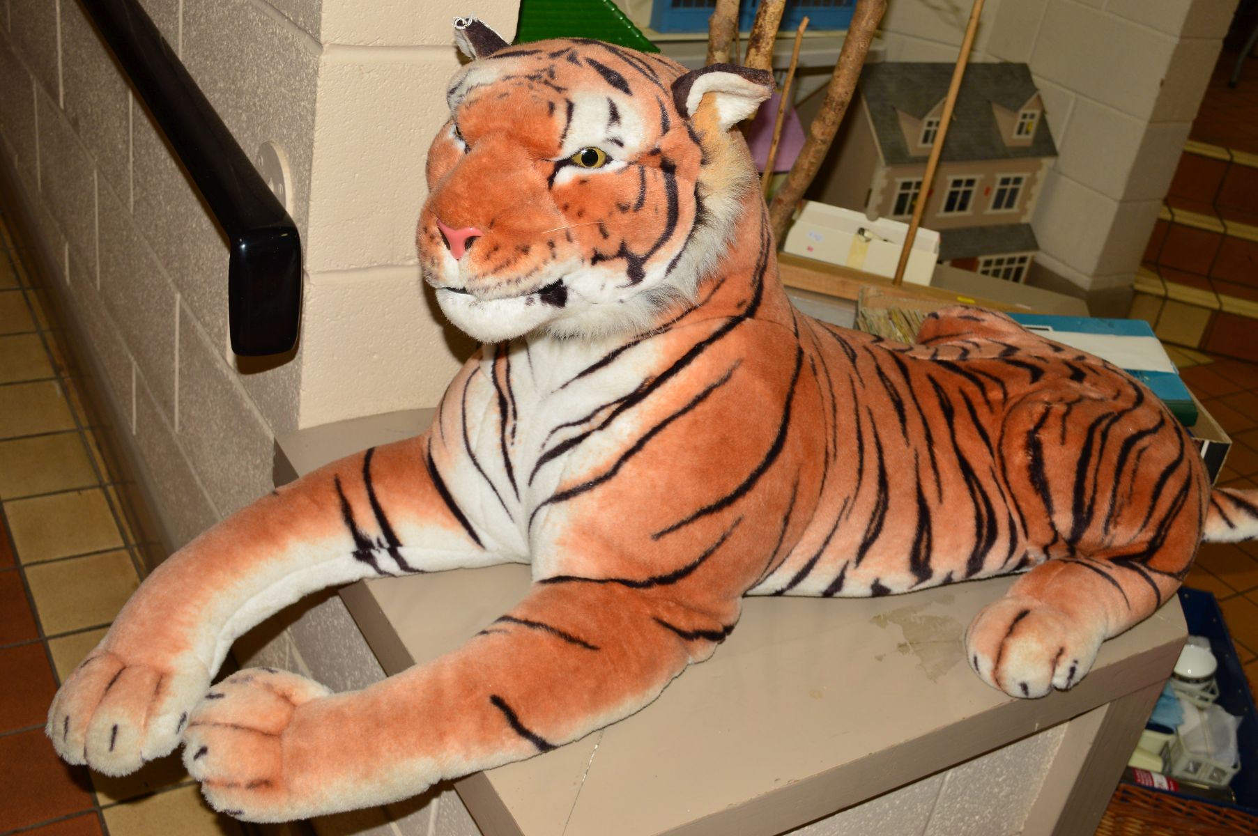 A LARGE SOFT TOY TIGER, approximate length 115cm to start of tail x height 50cm, tail length 70cm