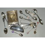 A SET OF FOUR WILLIAM IV SILVER FIDDLE PATTERN TEASPOONS, engraved initial, maker JH, London 1832,