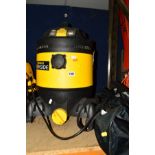 A PARKSIDE PNTS30/6S WORKSHOP VACUUM WITH ATTACHMENTS