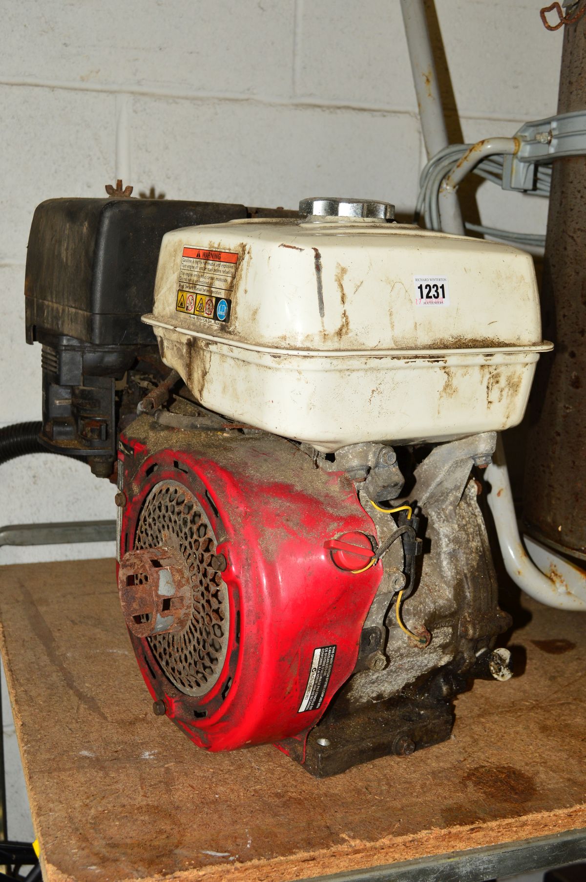 A HONDA PETROL GENERATOR (spares and repairs)