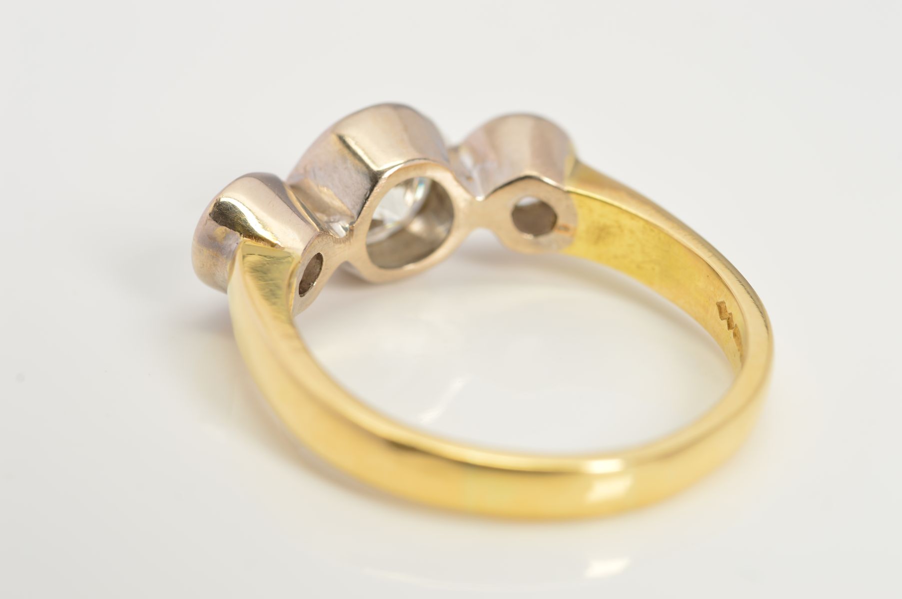 AN 18CT GOLD THREE STONE DIAMOND RING, designed as three brilliant cut diamonds within collet - Image 6 of 6