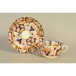 AN EARLY DERBY IMARI BREAKFAST CUP AND SAUCER (2)