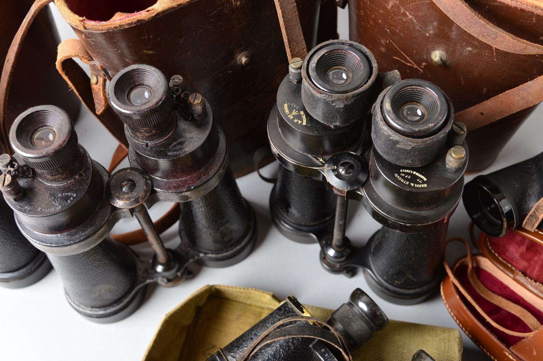 A BOX CONTAINING FIVE PAIRS OF MILITARY ISSUE FIELD BINOCULARS, WWII era as follows, Barr & - Image 3 of 6