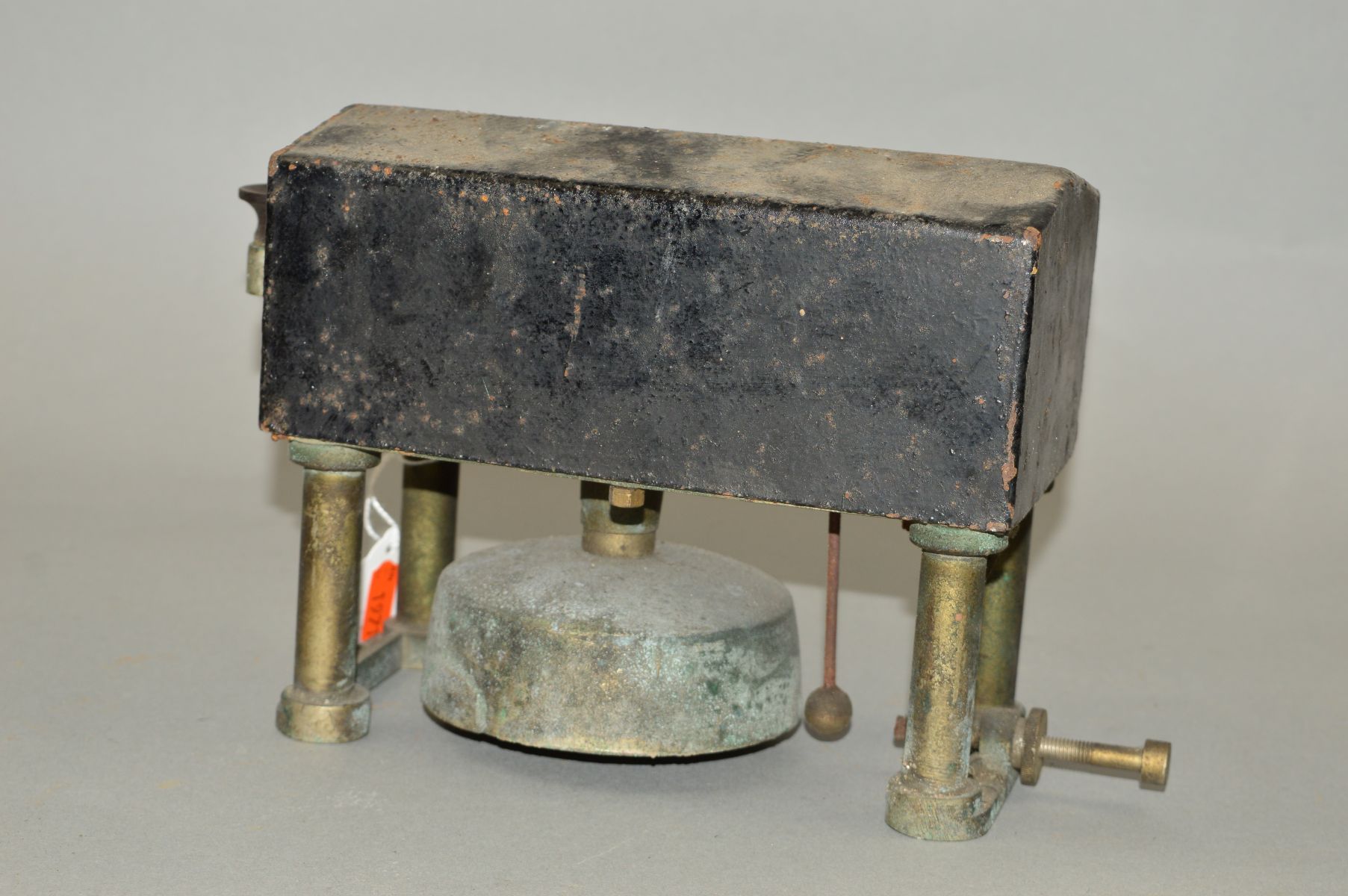 AN UNMARKED RAILWAY BLOCK BELL INSTRUMENT, with front tapper, not marked, not tested, cast iron - Image 2 of 3