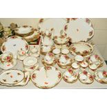 ROYAL ALBERT 'OLD COUNTRY ROSES' TEA/DINNER WARES AND TRINKETS, to include large oval platter, large