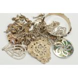 A SELECTION OF MAINLY SILVER AND WHITE METAL JEWELLERY, to include two abalone shell brooches, two
