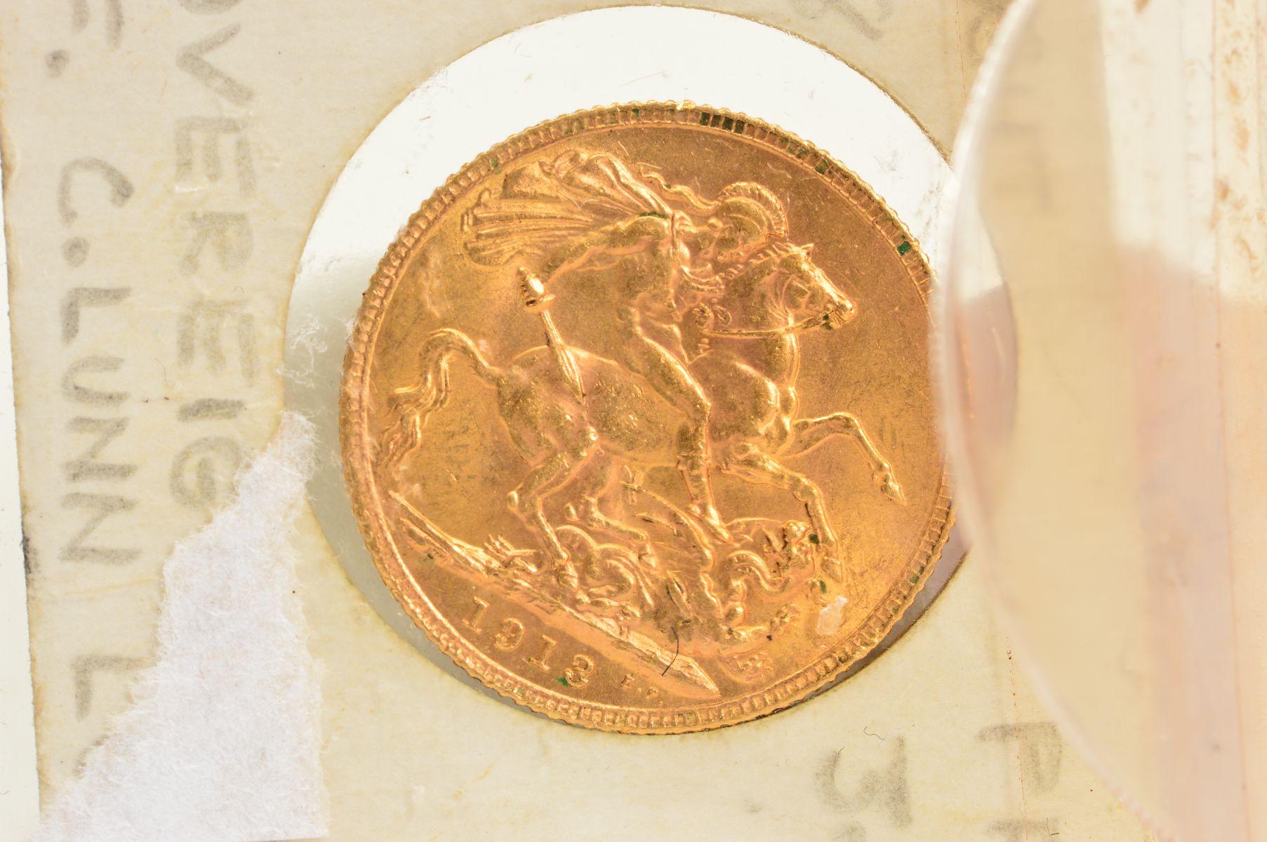 A FULL GOLD SOVEREIGN GEORGE V 1913