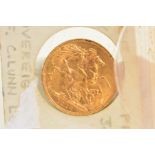 A FULL GOLD SOVEREIGN GEORGE V 1913