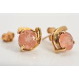 A PAIR OF 9CT GOLD QUARTZ STUD EARRINGS, each designed as a circular quartz within a three claw