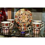 A GROUP OF ROYAL CROWN DERBY IMARI ITEMS, '1128' pattern, to include two plates, diameters 23cm (