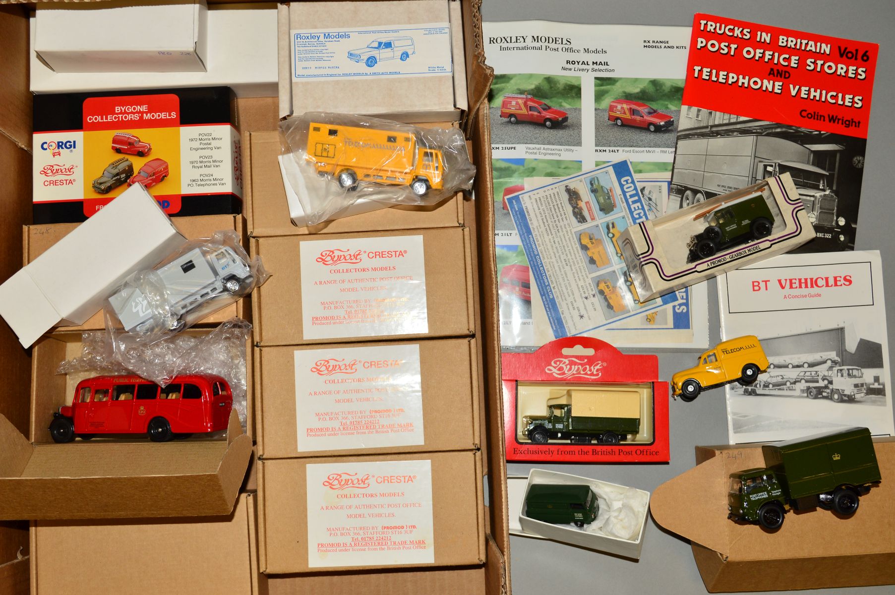 A COLLECTION OF MODERN DIECAST MODELS OF ROYAL MAIL AND BRITISH TELECOM VEHICLES, all are in Post