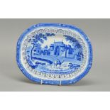 AN EARLY 19TH CENTURY ROGERS PEARLWARE BLUE AND WHITE TRANSFER PRINTED RECTANGULAR CHESTNUT BASKET