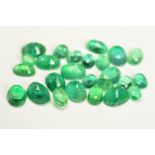 A SELECTION OF OVAL CUT EMERALDS, measuring approximately 4.1mm x 3.2mm - 7.9mm x 5.3mm, approximate