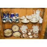 A QUANTITY OF TEA, COFFEE AND DESSERT WARES ETC, to include Royal Worcester 'Parrot', Crown