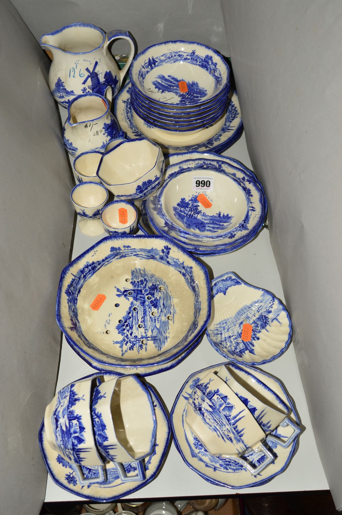 ROYAL DOULTON 'NORFOLK' PART DINNERWARES, to include cups, saucers, bowls, egg cups, jugs etc (