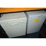 A HOTPOINT UNDERCOUNTER FRIDGE and a Indesit dishwater (2)