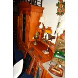 AN EDWARDIAN SATINWOOD THREE PIECE BEDROOM SUITE, comprising of a single mirror door wardrobe, width