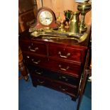 AN EARLY 20TH CENTURY GEORGIAN STYLE MAHOGANY CHEST OF TWO SHORT AND THREE LONG DRAWERS with brass