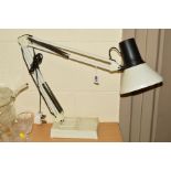 A LATE 20TH CENTURY WHITE AND BLACK ANGLEPOISE STYLE DESK LAMP, on a rectangular base with shallow