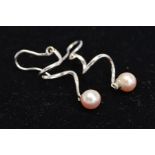 A PAIR OF 18CT WHITE GOLD CULTURED PEARL DROP EARRINGS, each designed as a spiral wire suspending