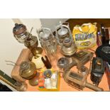 A GROUP OF OIL LAMPS, CARRIAGE LAMPS AND ACCESSORIES ETC, to include a Tilley lamp, Duntafil