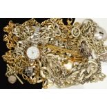 A SELECTION OF COSTUME AND SILVER AND WHITE METAL JEWELLERY, to include rings, pendants, a