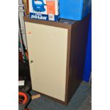 A METAL SINGLE DOOR CABINET with adjustable shelves (key)