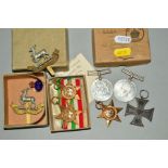 AN OHMS BOX CONTAINING A GROUP OF FIVE WW2 MEDALS, 1939-45, Africa, Italy, Stars, Defence and War