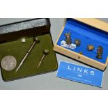 A PAIR OF LINKS OF LONDON CUFFLINKS AND SILVER GOLF ACCESSORIES, the Links of London chain link