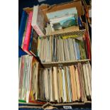 A COLLECTION OF POST CARDS AND POSTCARDS ALBUMS, antique collectors books etc