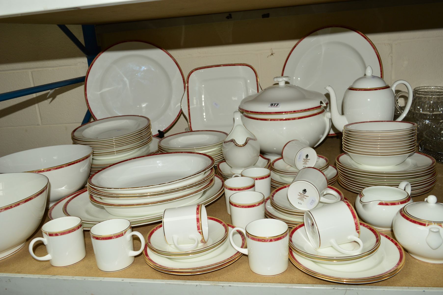 A WEDGWOOD 'CAVATINA' PATTERN DINNER SERVICES (S/S), including soup tureen and cover, serving dishes