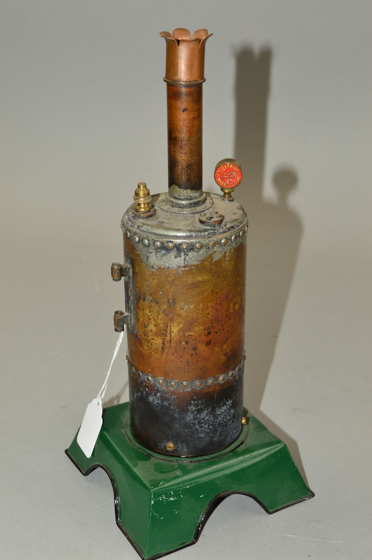 AN UNMARKED LIVE STEAM VERTICAL BOILER, not tested, playworn condition with some wear and paint - Image 3 of 4